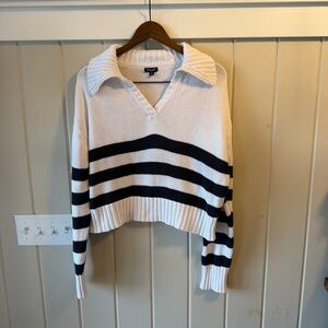 Women’s Splendid White and Navy V-Neck Collared Sweater, Size Large